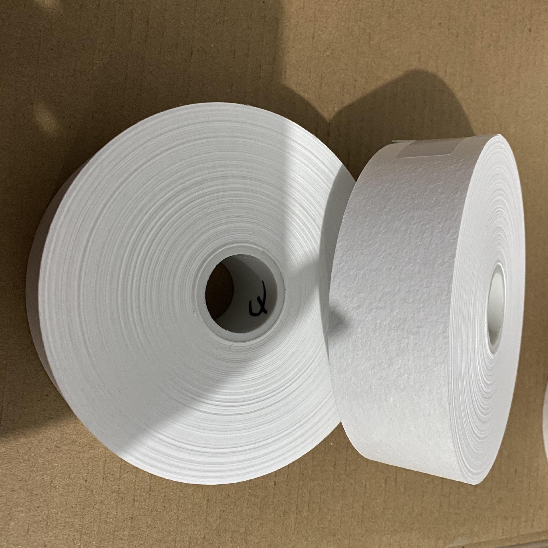 定制 耐酸碱污水处理滤布PM10/PM2.5 颗粒物纸带玻璃纤维滤带