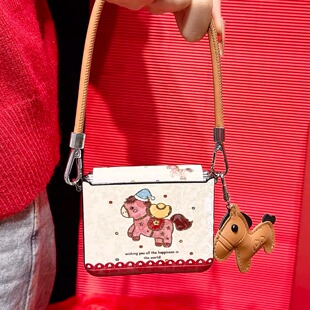 适用华为PuraX折叠屏手机壳荣耀MagicVFlip2烫金小马小米MixFlip2新年款三星zflip7摩托罗拉50发财FE手绳60