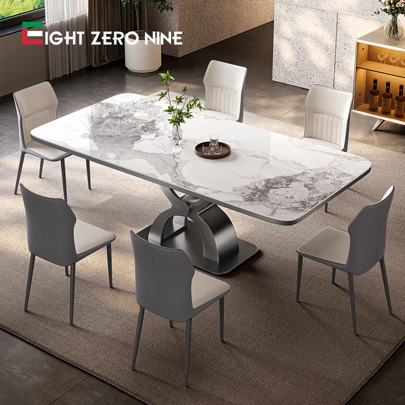 意式岩板餐桌家用小户型现代简约长方形亮光岩板高端加厚饭桌椅