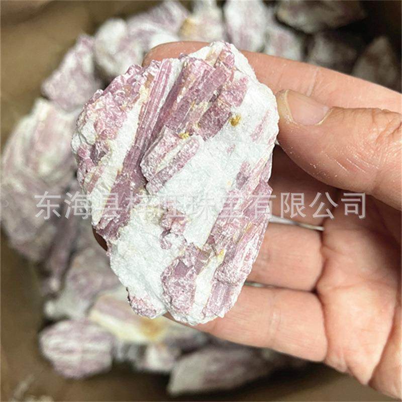 东海天然水晶半宝石原石梅花碧玺碎石摆件装饰工艺品新品