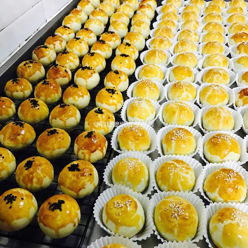 中号纯色纸杯蛋糕纸杯 马芬杯 蛋黄酥/雪媚娘/月饼纸托 100只