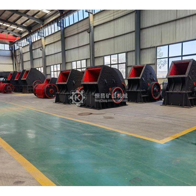大型移动锤式制砂机可移圾动铜建矿锤式制砂机石鹅卵石PC1008筑垃