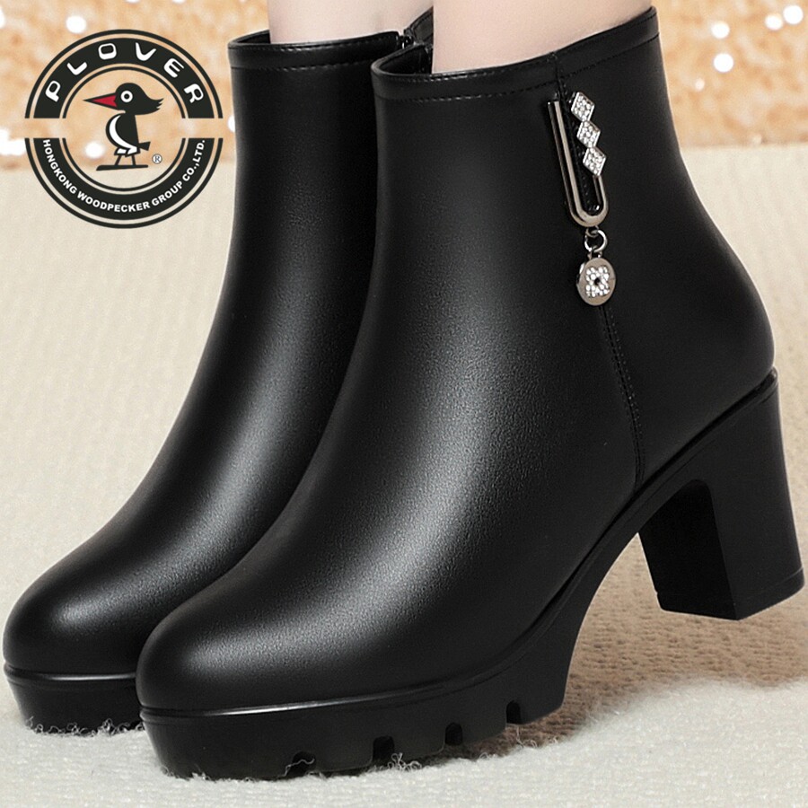 PLOVER时尚高跟短靴女冬季厚底粗跟水钻装饰黑色百搭优质妈妈鞋