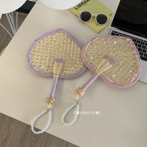 不腻少女心 爱心扇子成品串珠挂坠竹编包边蒲扇桃心编织拍照装饰