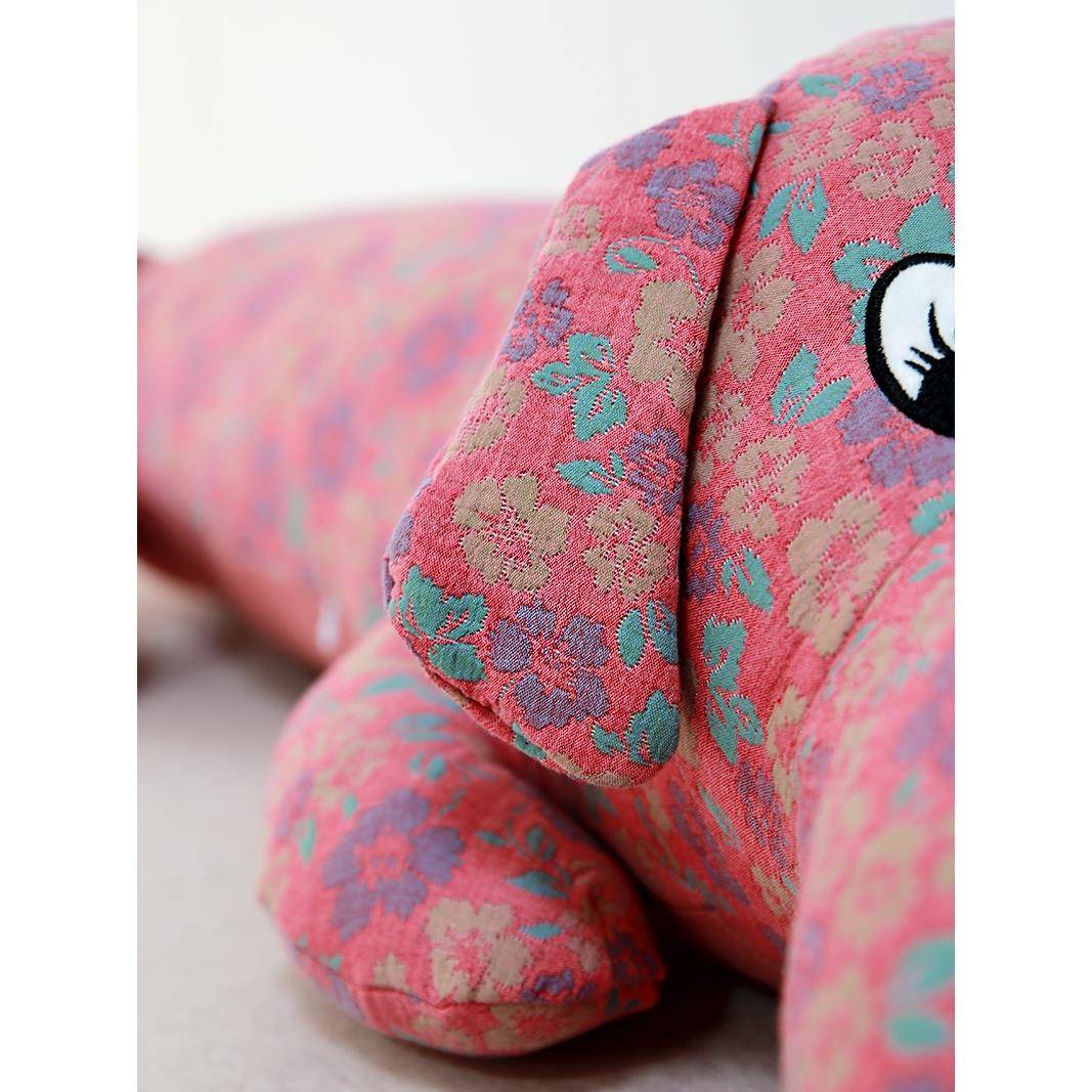 fc趴狗卡通纯棉双沙层抱枕玩偶F7755S58女生侧睡纱夹腿靠枕客厅卧