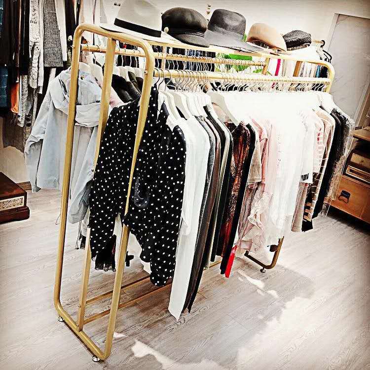 简约金色落地双排服装展示架
