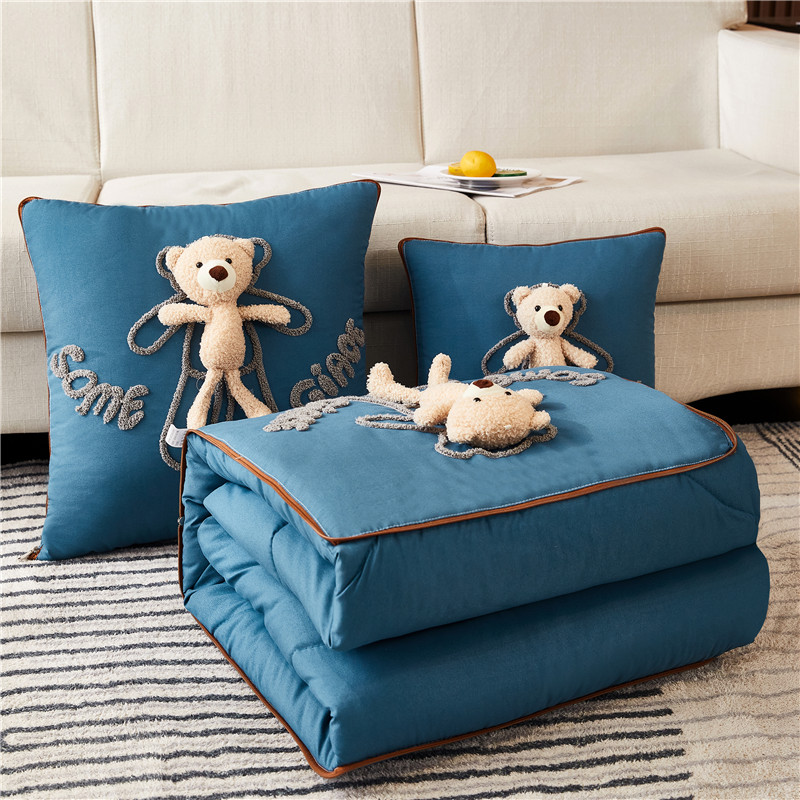 车载两用卡通午睡保暖韩式抱被抱枕被沙发空调被靠垫枕头被可爱礼