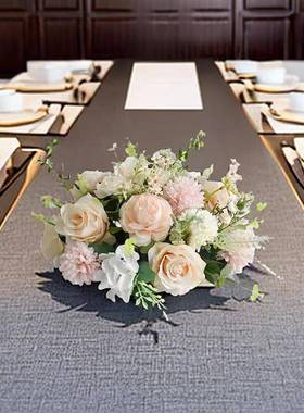 餐形酒店桌中间摆花圆餐厅圆桌花宴会装饰花艺会议室桌面桌摆B653