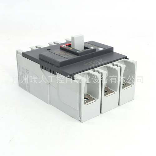 Formul10135721a塑壳断路器7A2250T0MF200/200FF3P+RCD;101N3521