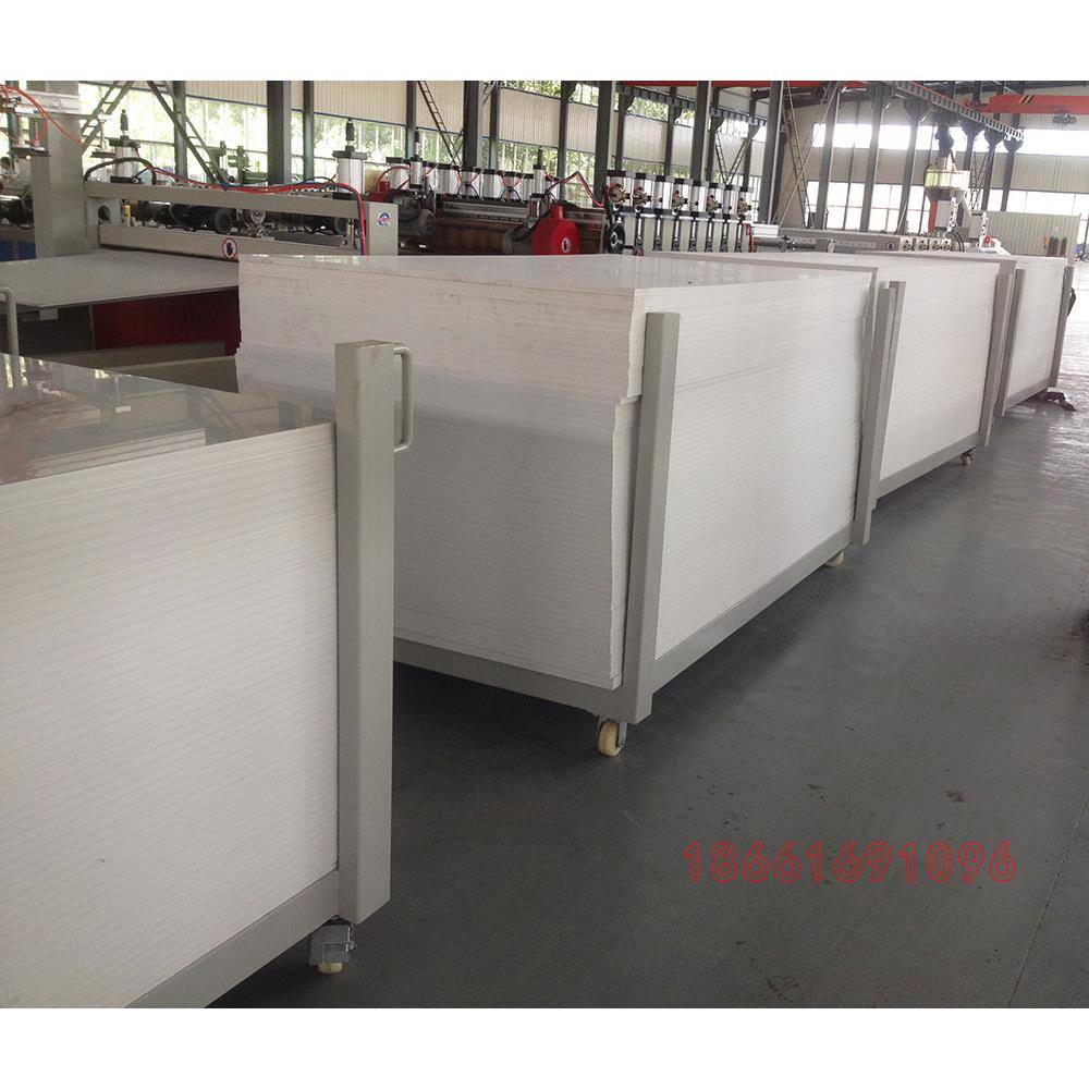 PCV塑料建模板塑钢模板结皮筑发泡95979工艺