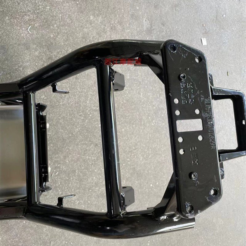 九9号电动车ec主车架E100/E1/E200P车架镜面仓改装款