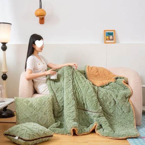 冬季加厚蓉绒抱枕被芙子两用车可爱靠枕二合一午睡枕头PDD66423汽