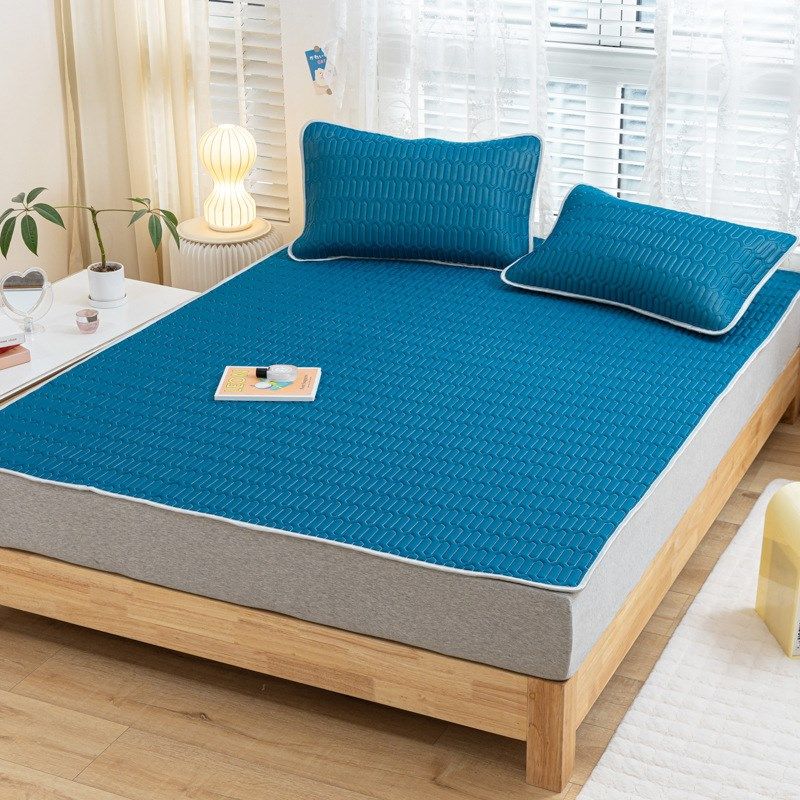 凉感丝乳胶凉席三件套 可折叠裸睡软席 单双人夏季床品家用空调席