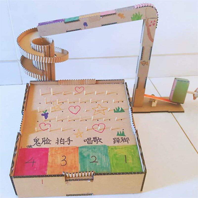 新款幼儿园区域角区diy纸箱手工作品材料包创意玩教具桌面游戏台
