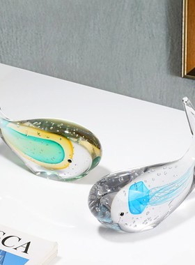 创意琉璃夜光鲸鱼摆件客厅海洋动物艺术装饰品高级玻璃玄关工艺品