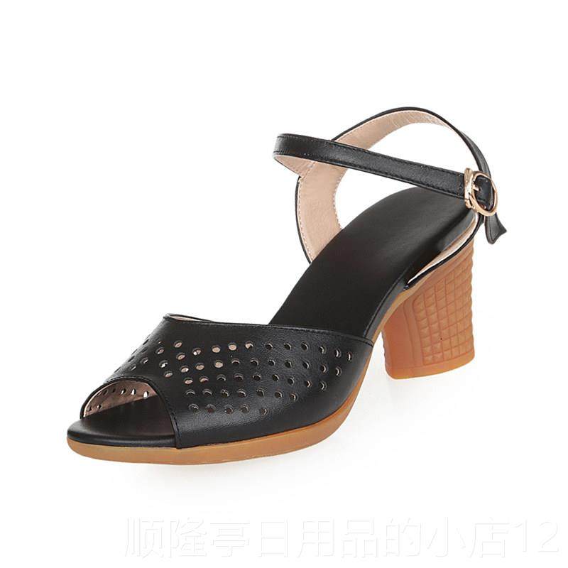 正品新款真凉软鞋女夏皮鱼中跟妈妈鞋粗跟高跟中年底防滑一字扣带,女鞋,时装凉鞋,淘宝优惠券,粉丝福利购,淘宝优惠卷