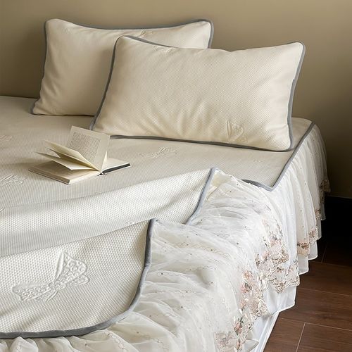 在耳边少女心床裙花边款冰丝凉席三件套夏季凉而不冰软席子可水洗