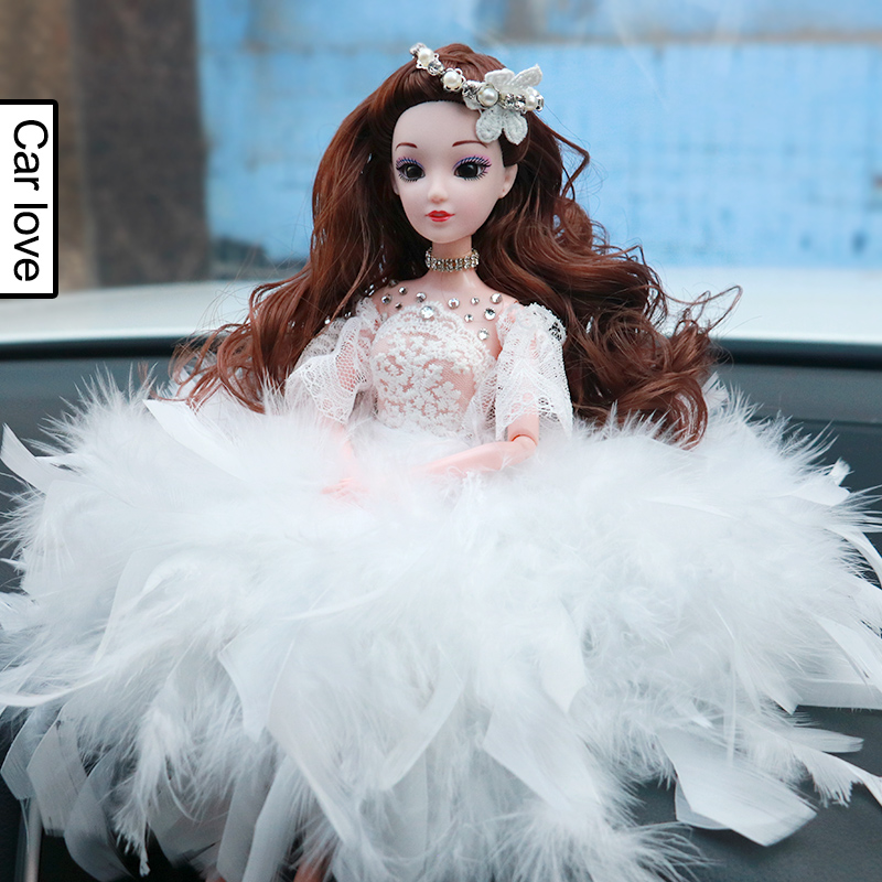 汽车摆件羽毛创意可爱娃娃车载摆件蕾丝婚纱娃娃车内装饰品女
