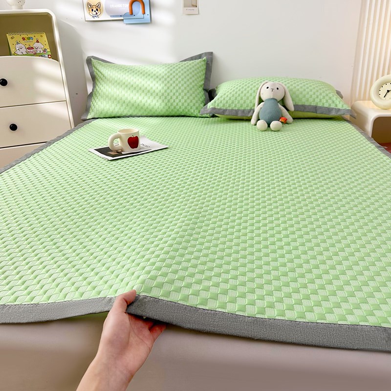 202夏季新款冰丝豆豆凉席床垫三件夏天学生宿舍可水洗单人席子