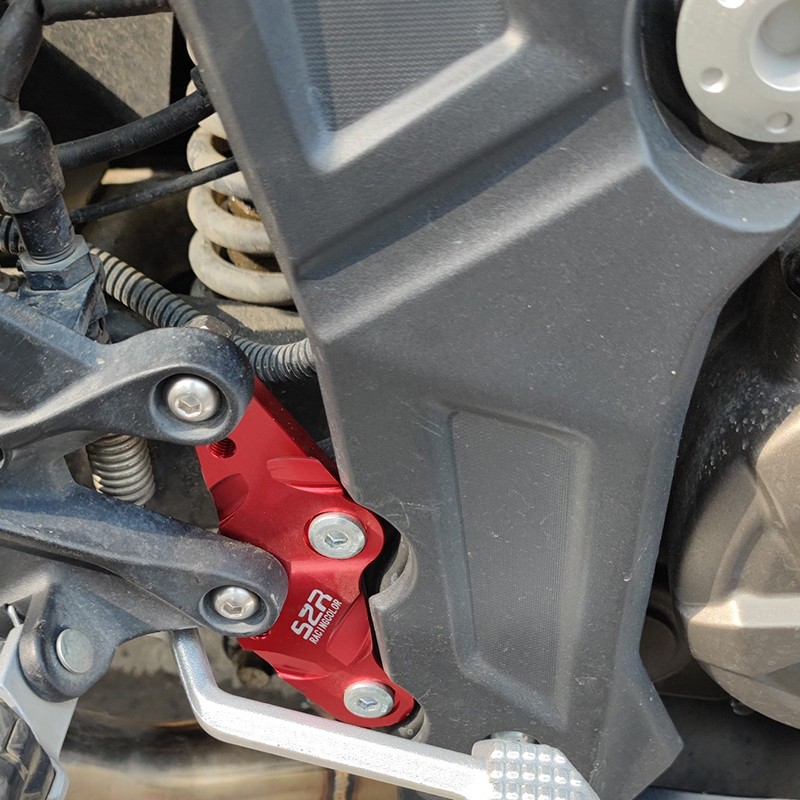 适用无极5RR高前脚踏LX300RR加高后移码后移支架改装配件