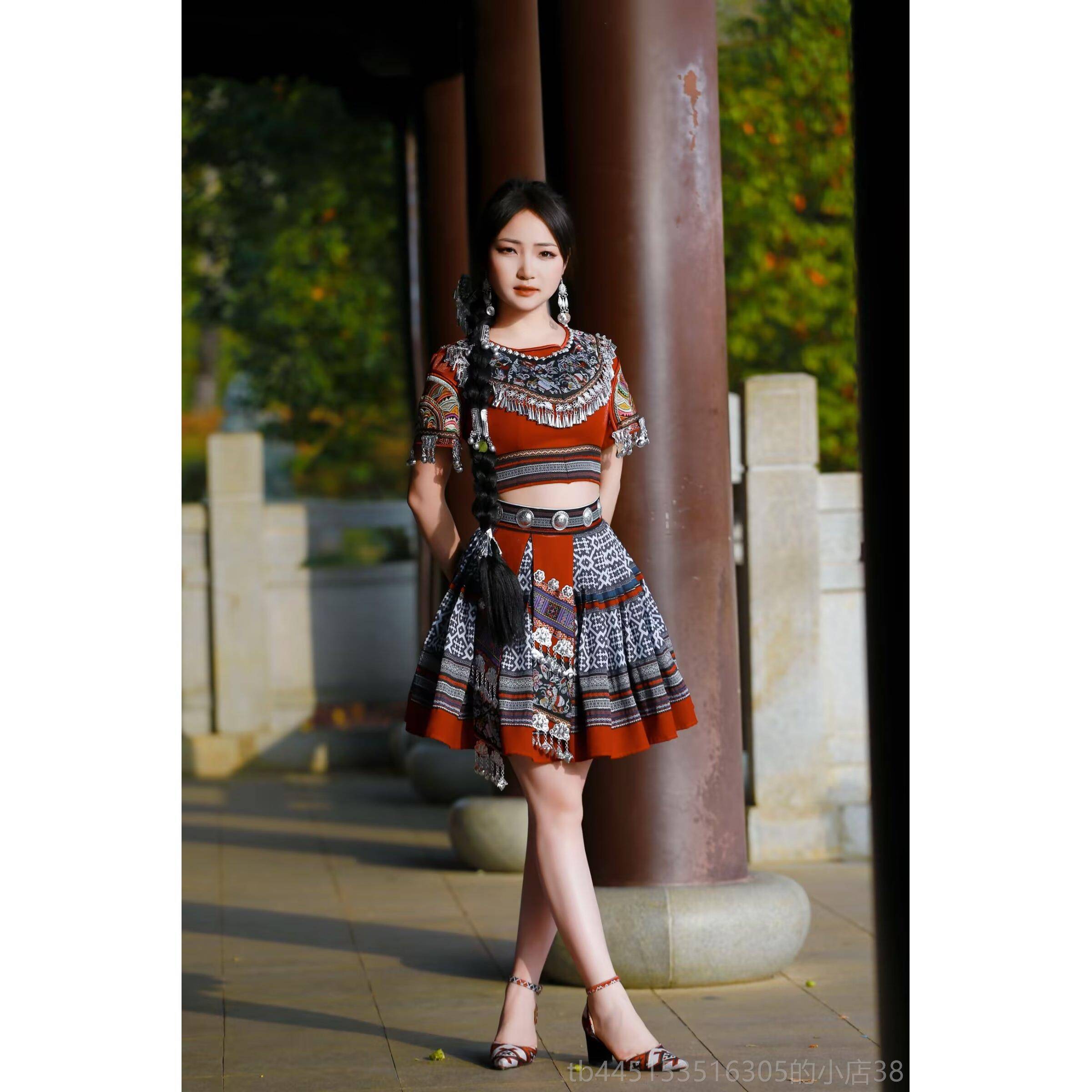 正品舞蹈苗族服装女数民族服饰成人演出服土家族表少演服套装