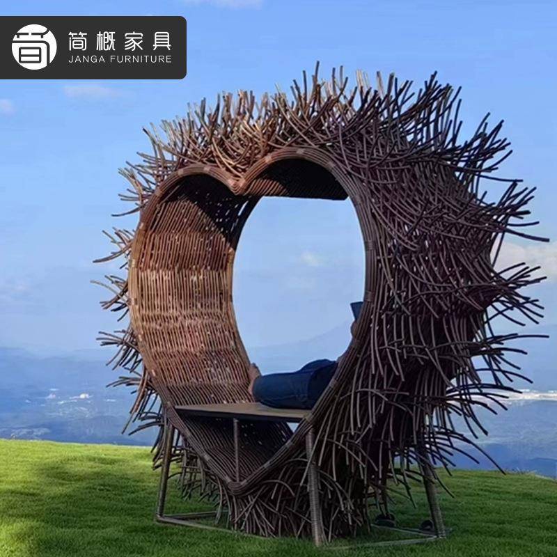 户外秋千吊椅网红景区打卡创意带灯爱心鸟巢外景装饰拍照道具鸟巢