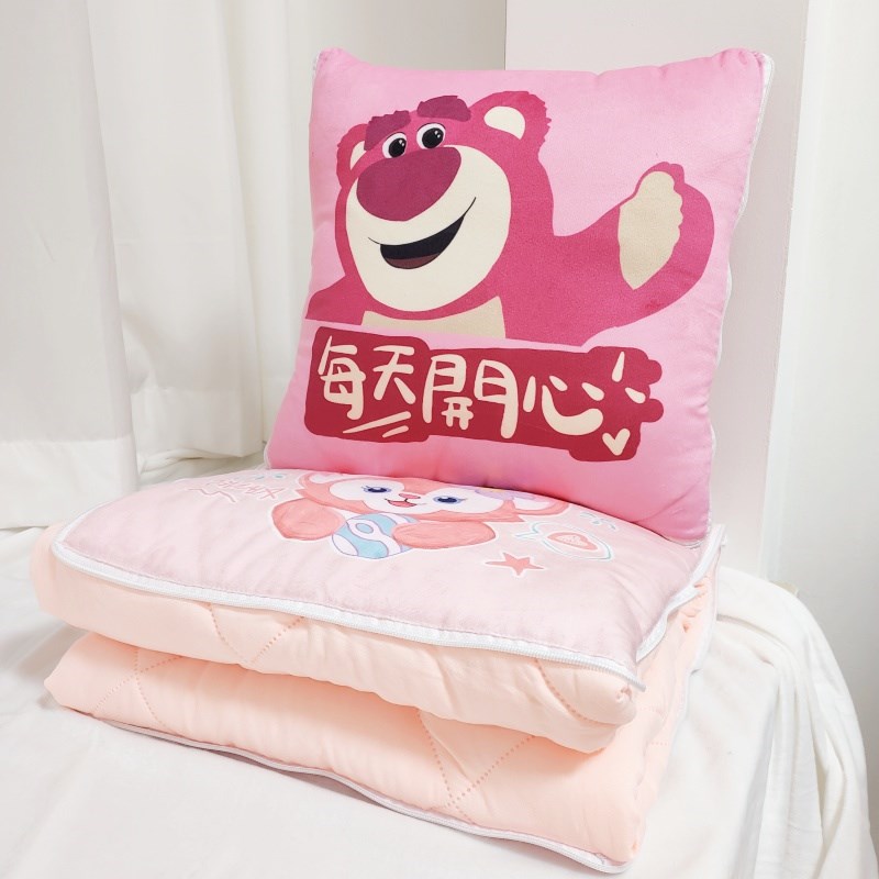 草莓熊抱枕被子两用车载午睡枕头二合一折叠靠枕空调被夏季可爱风