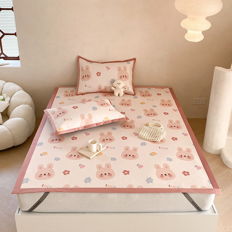 卡通风夏季冰藤席三件套可爱兔子印花1.5米可水洗折叠空调软席1.8