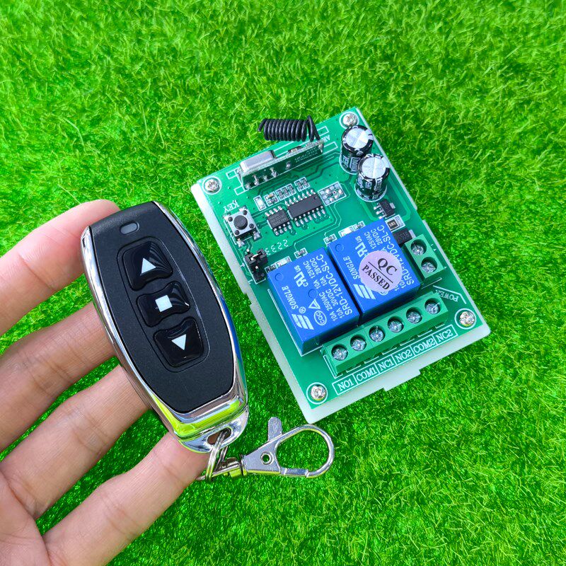DC12V 24V2路两路遥控电机正反转直流电机遥控开关水泵门禁控制器