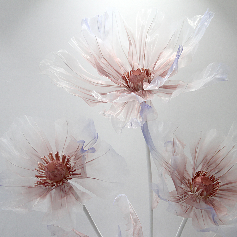 新款婚庆道具真丝花橱窗装饰摆件纱花t台场景布置婚礼丝网花路引