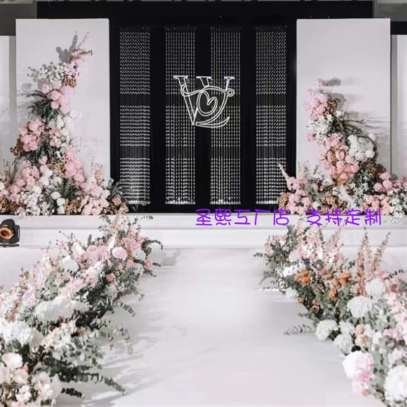 婚礼铁艺水晶方形吊顶背景菠萝珠帘镂空断层珠链道具舞台背景装饰