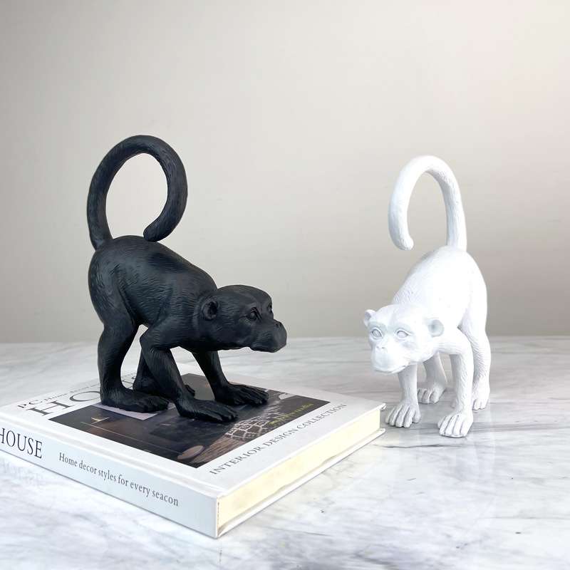 米兰猴子黑色白色小猴摆件工艺品创意家居客厅装饰品动物猴摆设