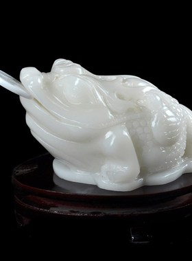 天然白玉金蟾摆件三足蟾蜍客厅开业吉祥物家居酒柜软装饰创意摆设