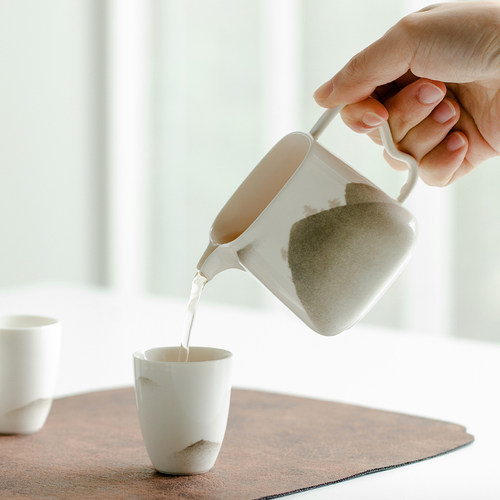 观策器隐观山公道杯家用简约陶瓷单茶杯茶海茶过滤分茶器中式匀杯