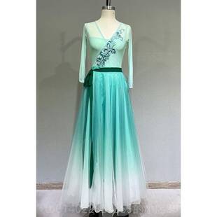 正品古典舞蹈女功服雨涧春服行图同飘逸大裙摆民族款舞中国风练演