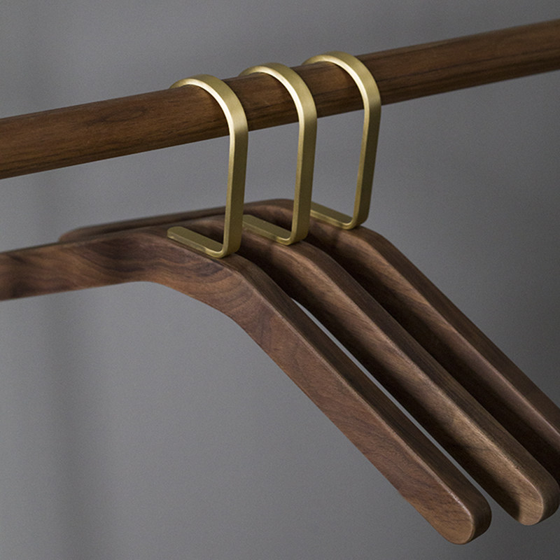 高端木制衣架家用卧衣撑室高端酒店无痕黑胡桃实木黄铜衣撑大衣架
