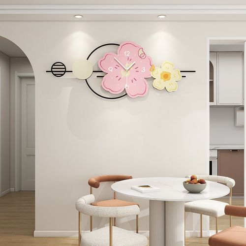 奶油风时钟挂墙现代简约艺术挂钟客厅2025新款高级感创意装饰钟表