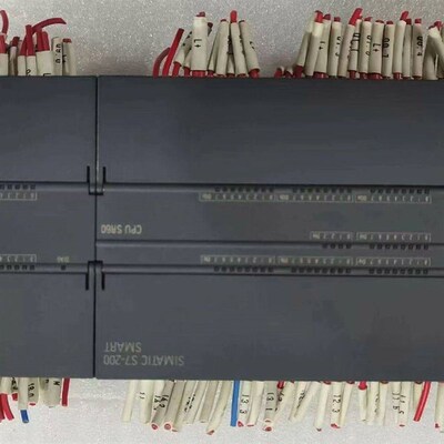 PLC带模块 主机型号CPUSR60 模块型号EMDR