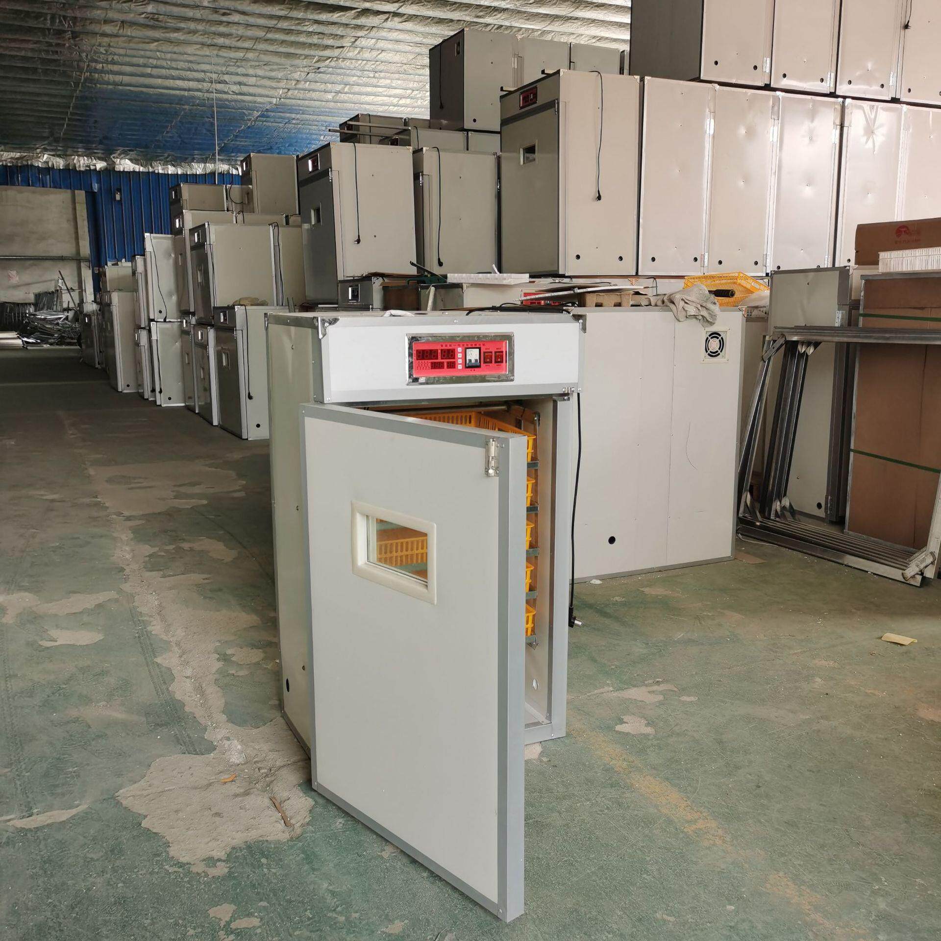 4化40枚全自动智能用孵机用鸡蛋小型孵化三器家工业EEI恒温孵蛋箱
