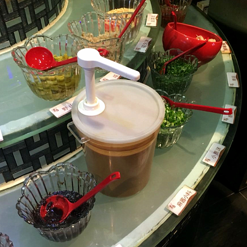 串串火锅店麻酱小料桶桌上桶压酱泵压汁壶酱料压头自助麻酱桶泵头