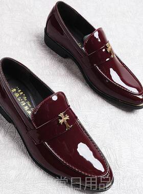 正品春季秋季新男士休英伦风格蓝色亮皮务闲皮鞋发型师时髦尖头男