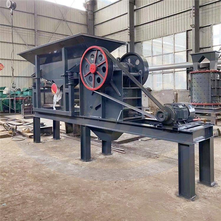 各式粗细鄂破碎石机矿山建筑车载破石机鹅卵石移动颚式破碎机