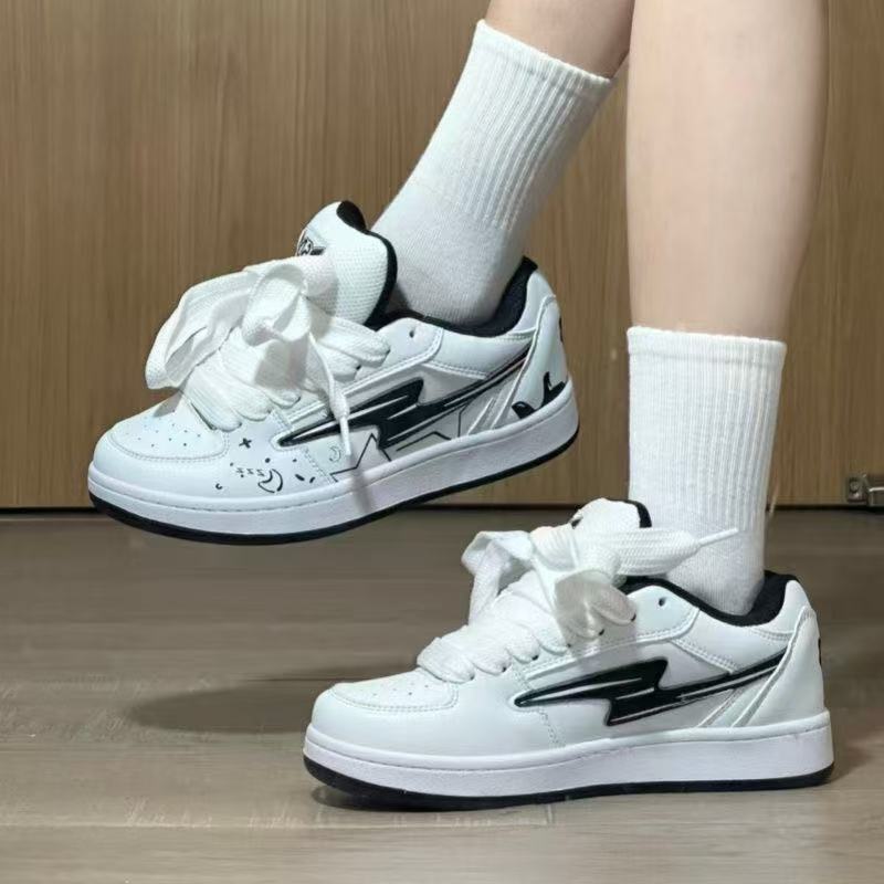 小众复古厚底闪电低帮面包板鞋女