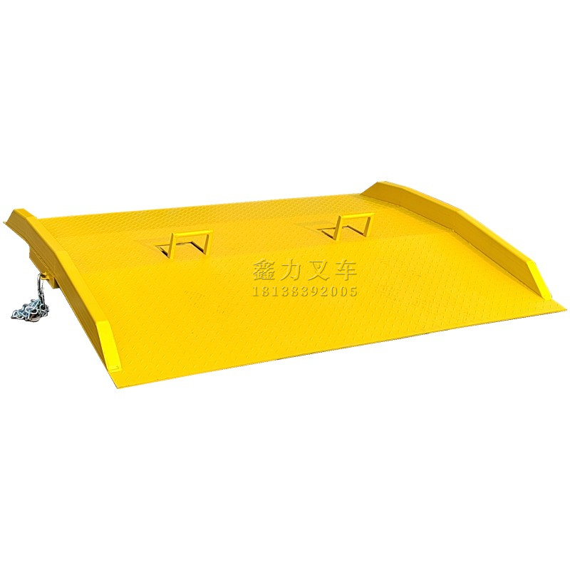 叉车斜坡简易登车桥 地面搭板卸货坡台小型可移动集装箱搭板10吨