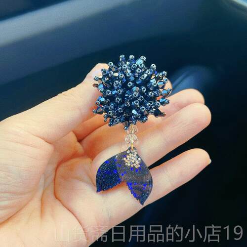 高档网红款汽车香薰水出风装口香载空调饰品车内车用香片美人鱼车