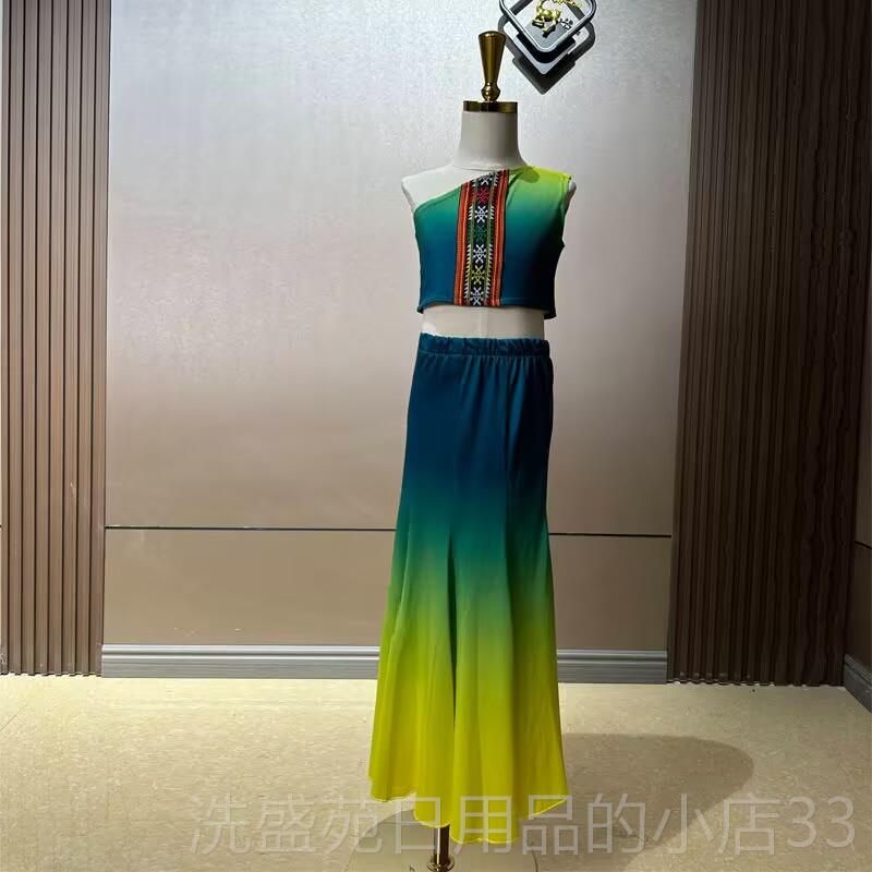 正品儿童族舞蹈裙演出服女傣童孔雀舞尾裙鱼包习臀大摆裙练裙少数