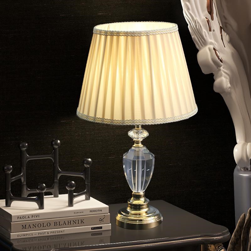 现代台灯水晶台灯卧室床头柜台灯创意温馨浪漫家用结婚房装饰灯具