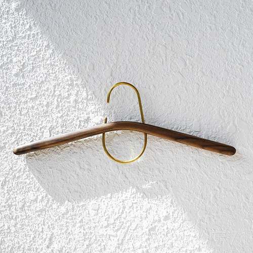 高档「挑时网店」原创勾搭衣实木礼/胡桃木/黄铜 衣/定架制官品衣