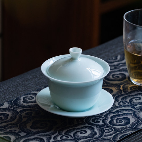 粉青瓷三才盖碗小号家用薄胎陶瓷不烫手泡茶器茶杯单个功夫茶具