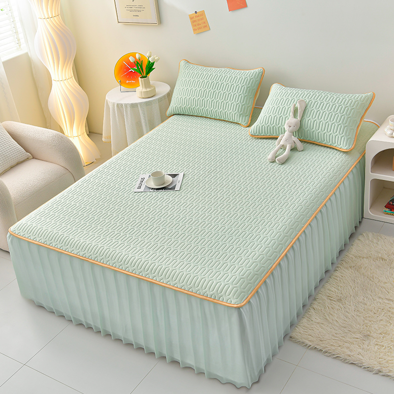 乳胶冰丝凉席三件套夏天可机洗软垫床上用品水洗空调席1.8m床裙款